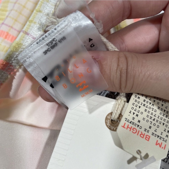 NWT Billabong‎ [ Medium ] Pretty in Plaid Maui Bikini Bottoms - Picture 8 of 10